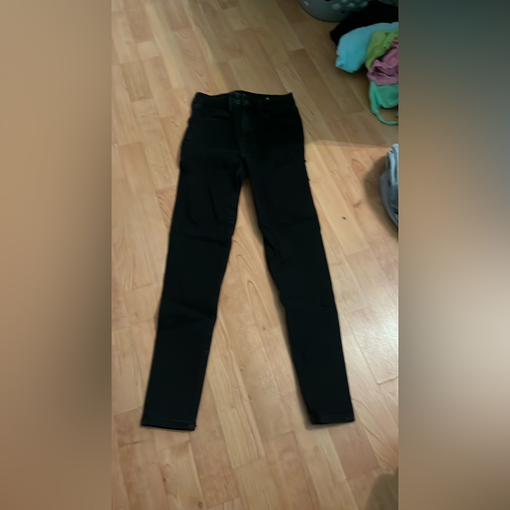 Black American Eagle Skinny Jeans